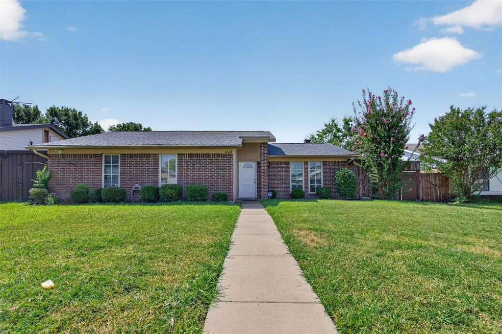 2224 Crockett Drive, Carrollton