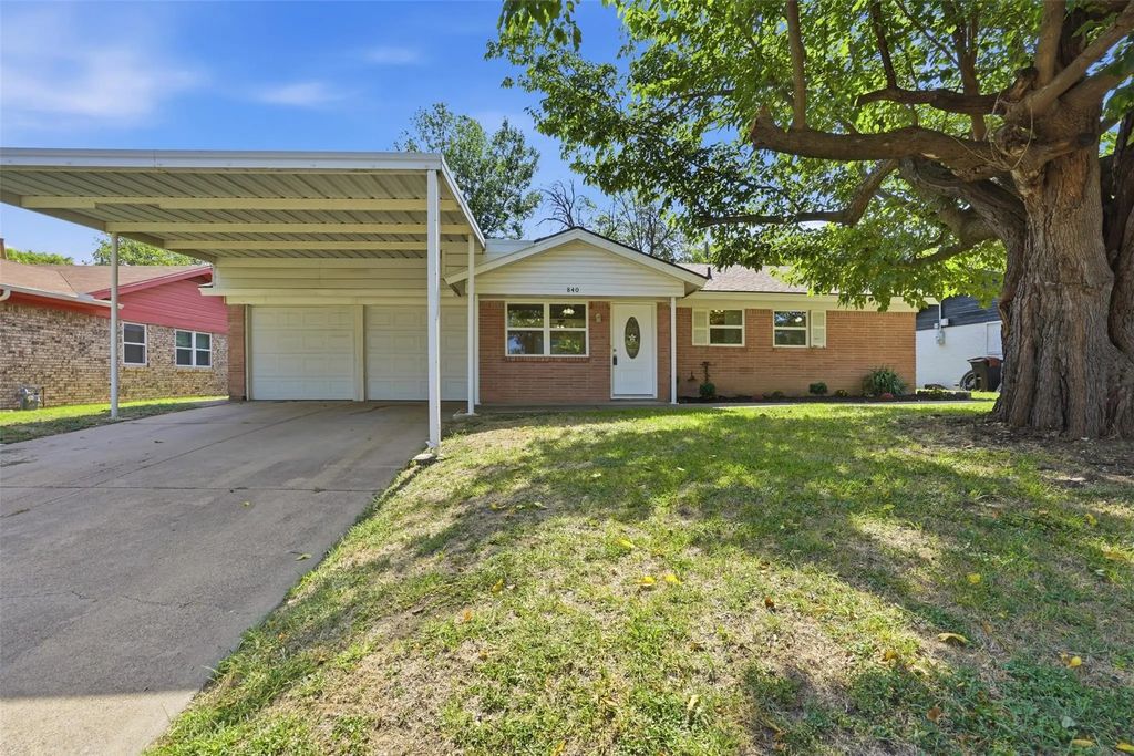 840 Crosby Avenue, White Settlement