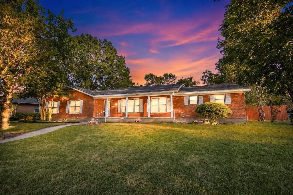 1332 Westwood Street, Waco