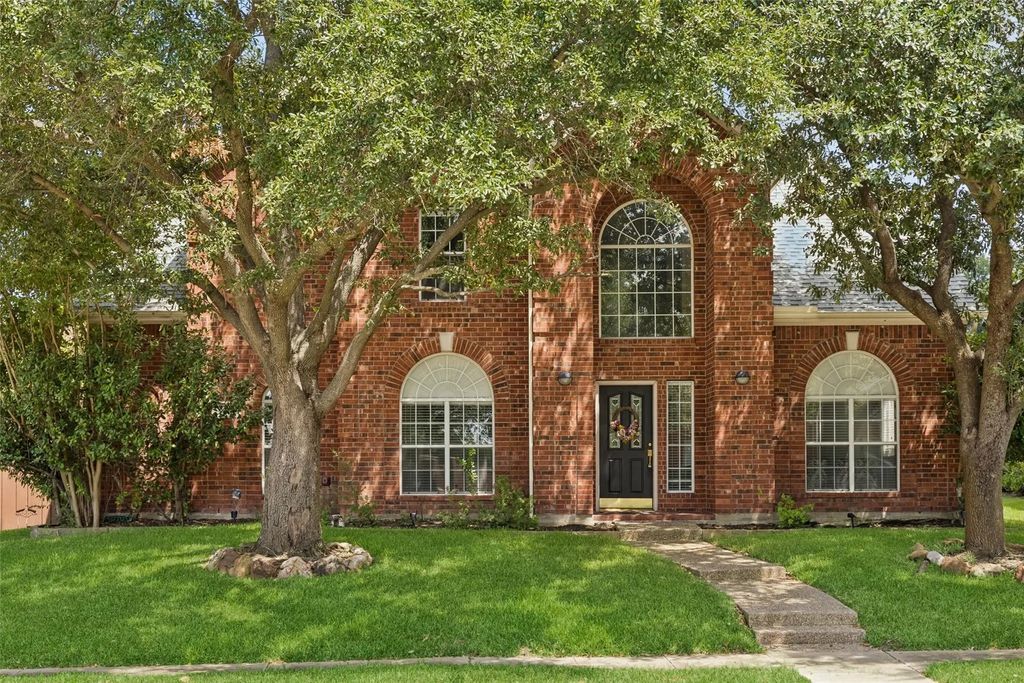 8408 Kenning Court, Plano
