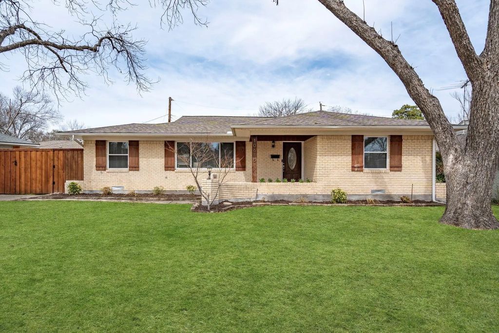 10615 Larchfield Lane, Dallas