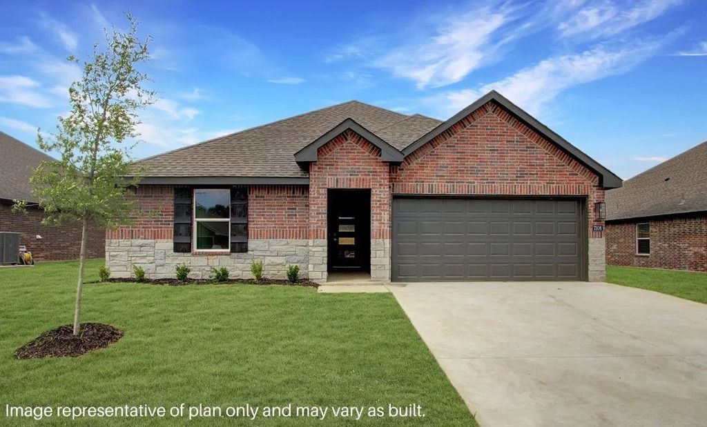 1521 Oak Valley, Denton
