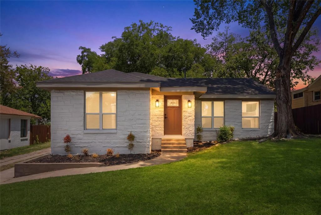 1314 Arborvitae Avenue, Dallas