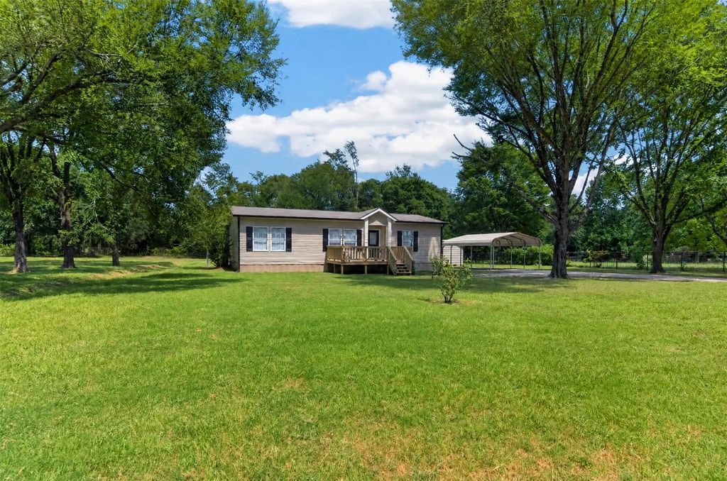 173 An County Road 2234, Palestine