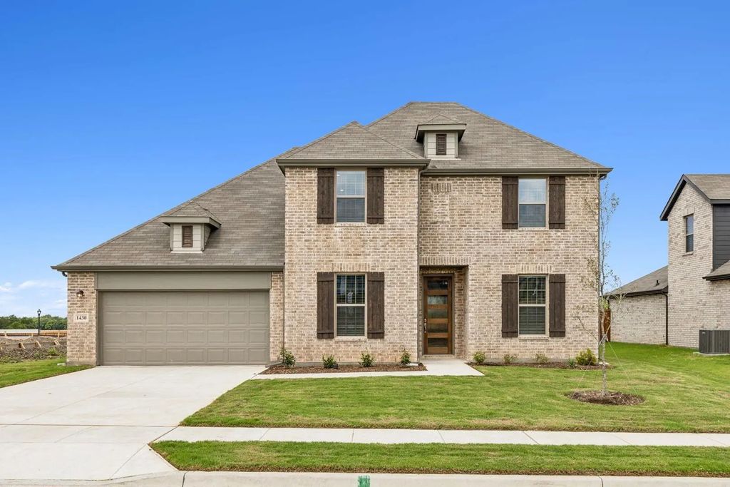 724 Metallic Tree Lane, Van Alstyne