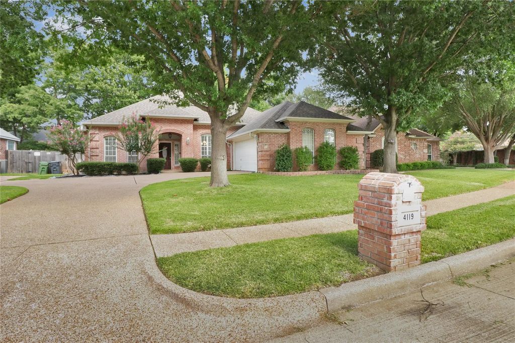 4119 Timberbrook Court, Arlington