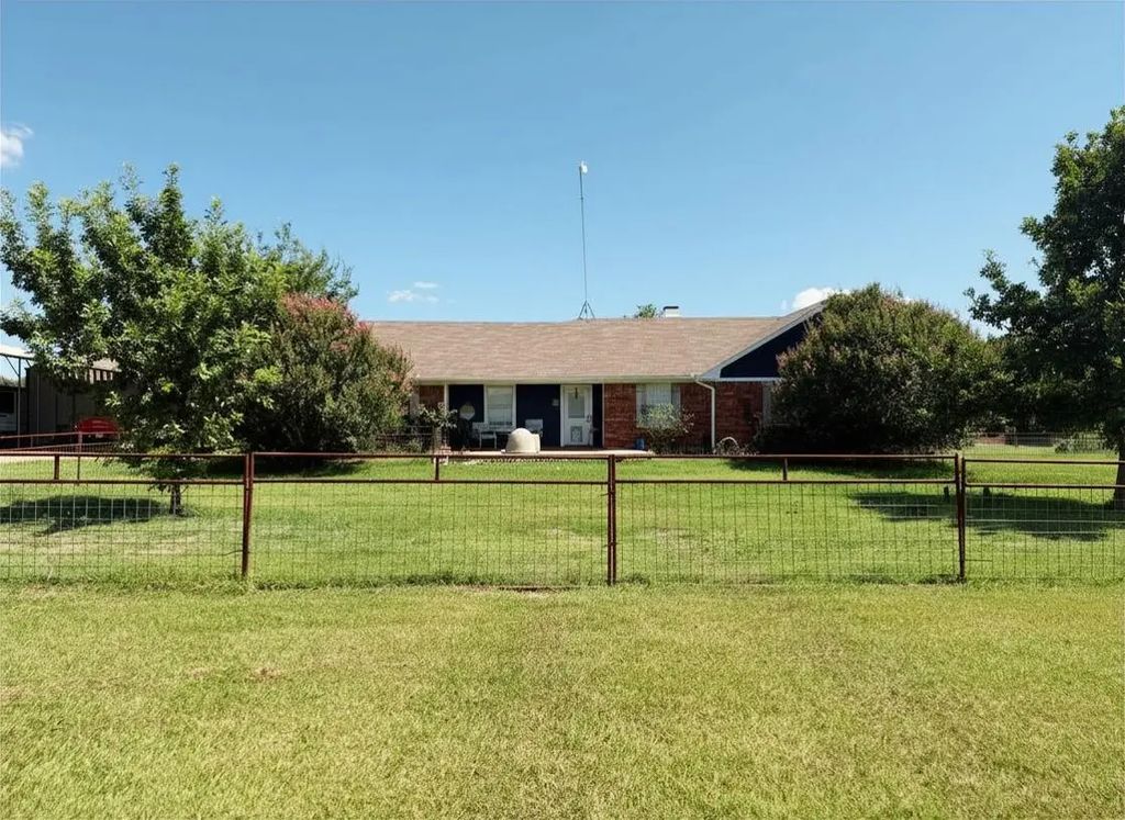 580 Easy Road, West