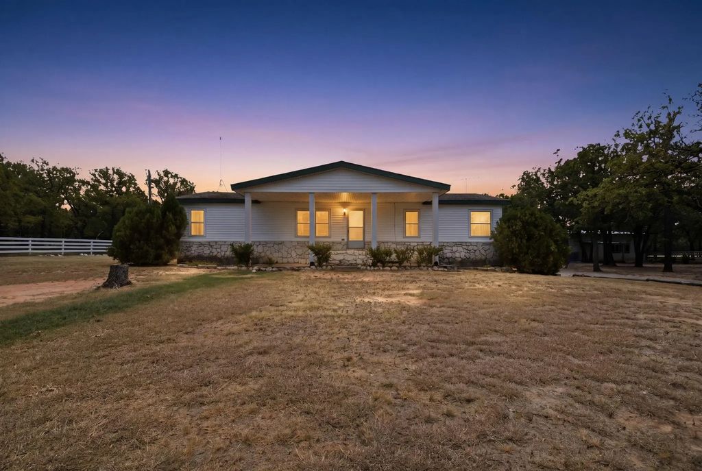 803 Spring Valley Road, Paradise