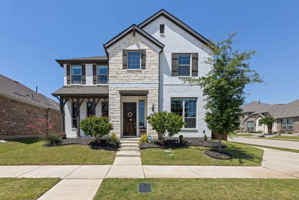 1709 Fagan Street, Farmers Branch