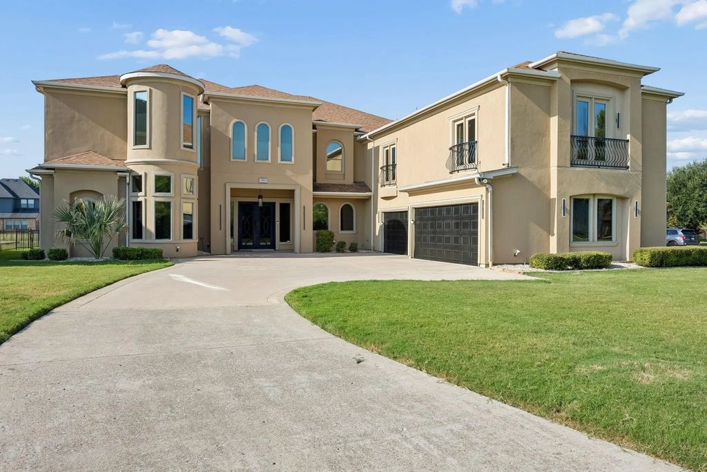 1032 Bentwater Parkway, Grand Prairie