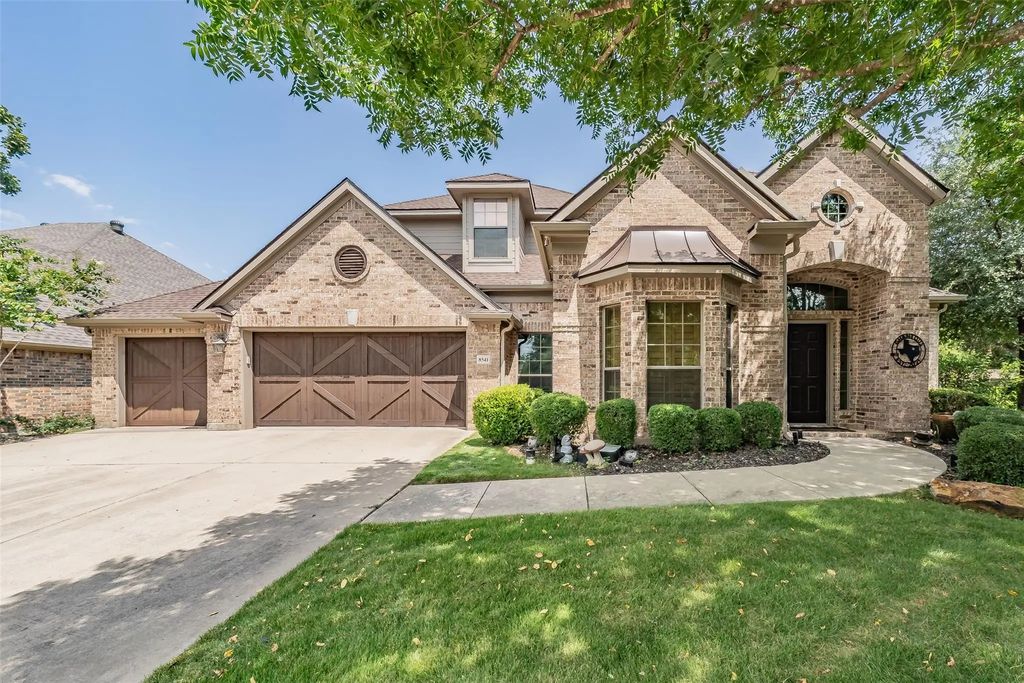 8541 Thorne Drive, Lantana
