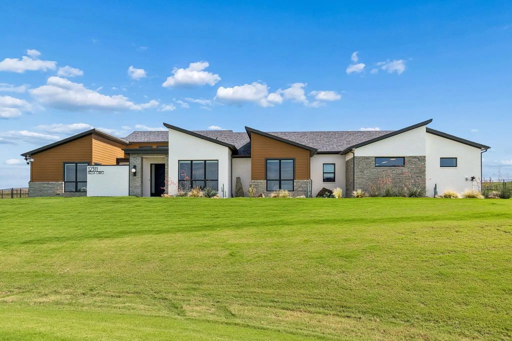 12311 Bella Cirro Drive, Fort Worth