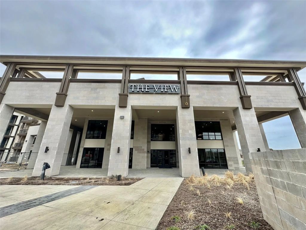 2700 Old Denton 4463, Carrollton