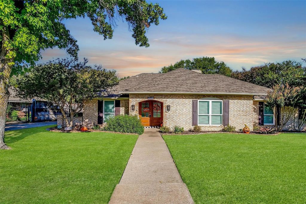 4204 Buttonwood Road, Fort Worth