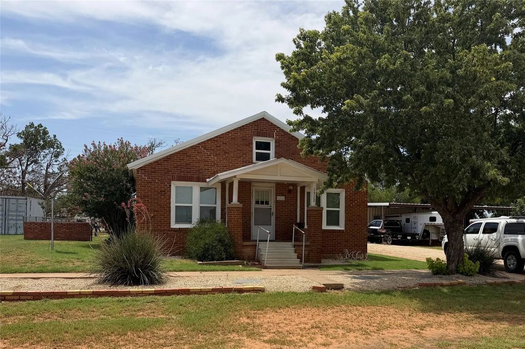 1212 8th Street, Paducah