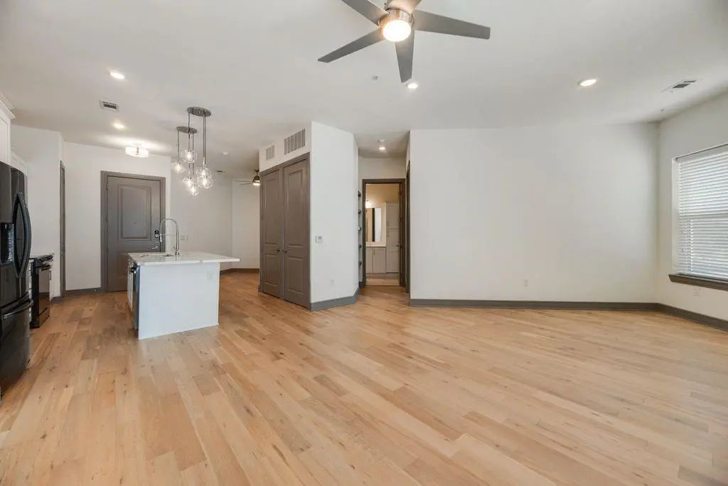 2700 Old Denton Road 4465, Carrollton