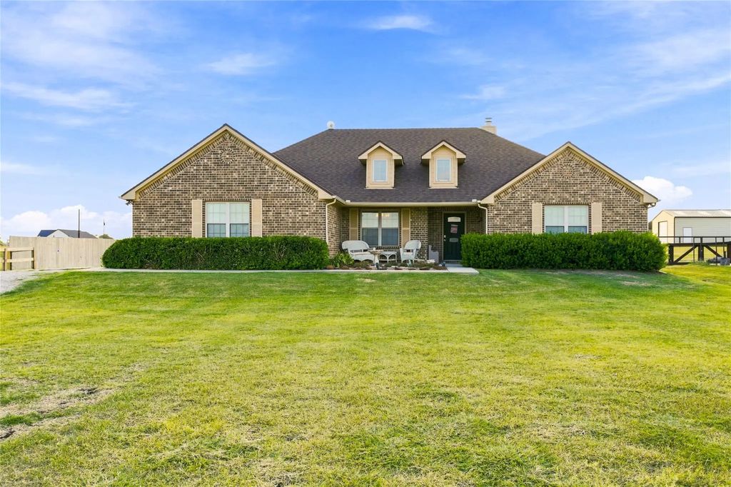 3911 Bennett Road, Howe