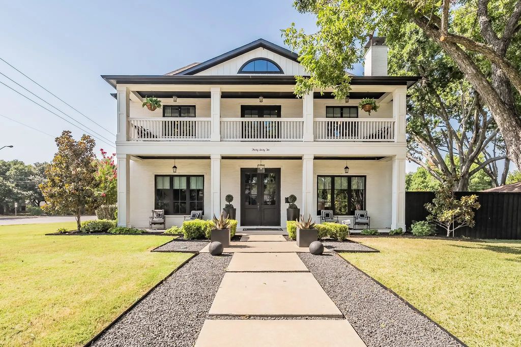 3062 Primrose Lane, Farmers Branch