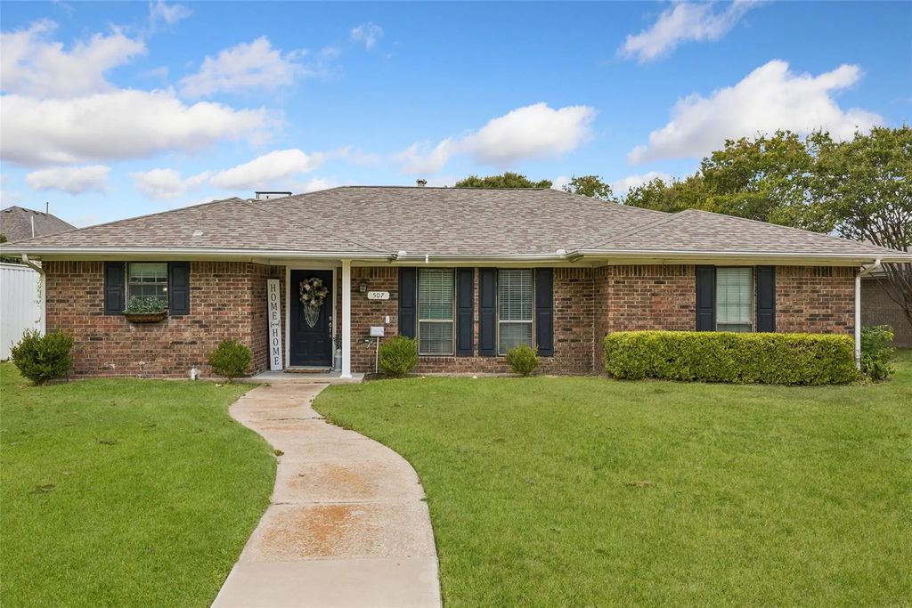 507 Lake Ridge Drive, Allen