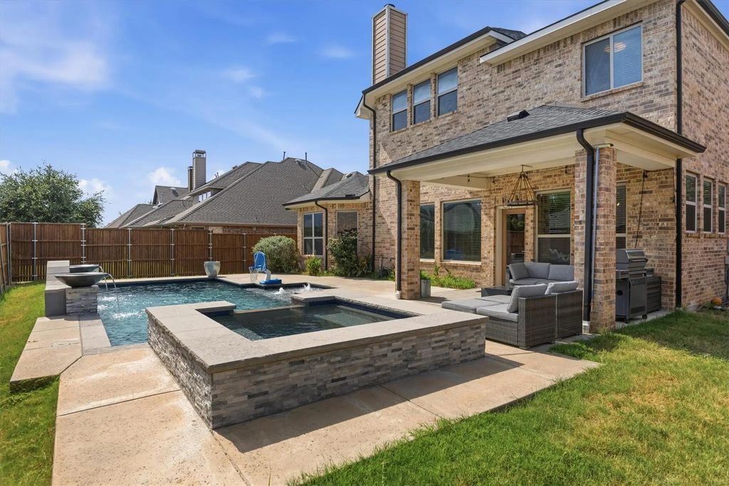 687 Dry Canyon Drive, Frisco