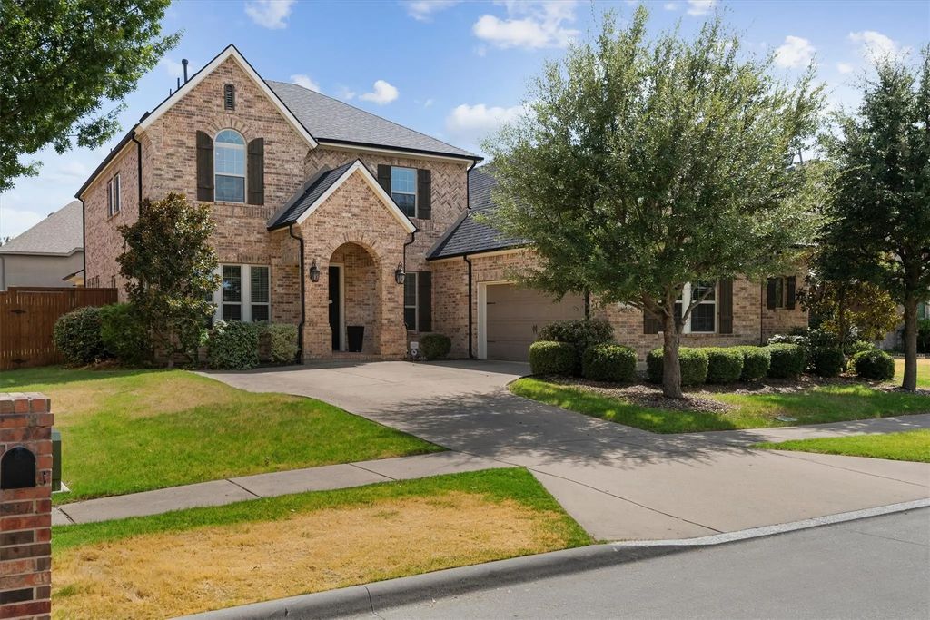 687 Dry Canyon Drive, Frisco
