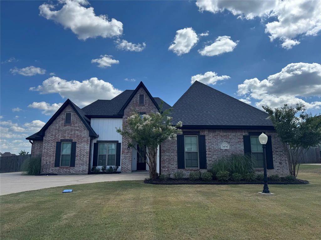 2078 Highpoint Place, Haughton