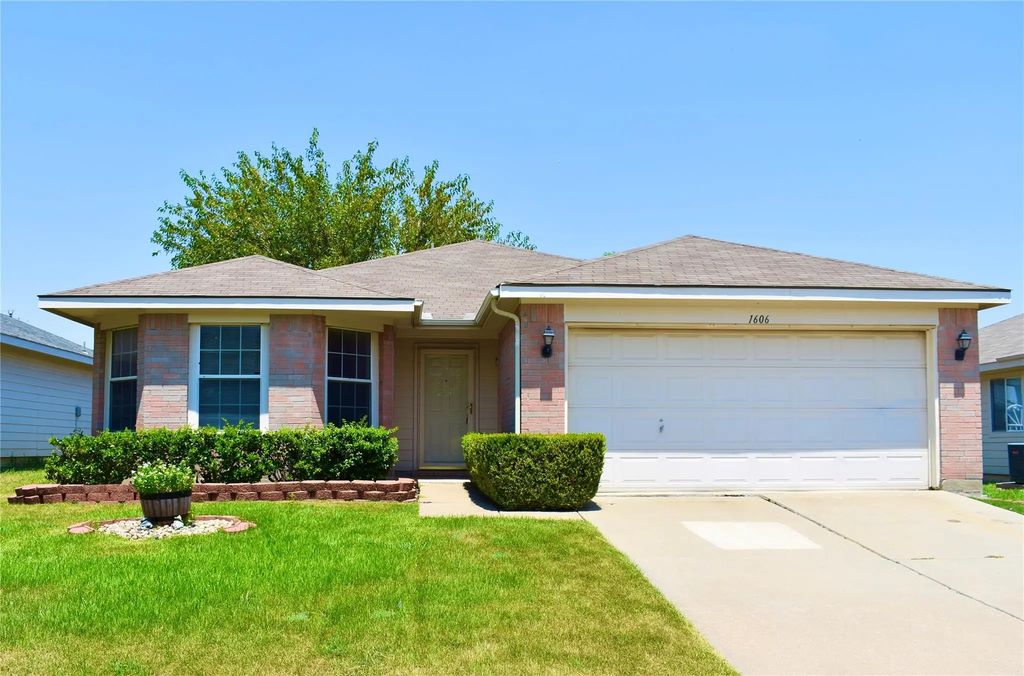 1606 Pin Oak Trail, Anna
