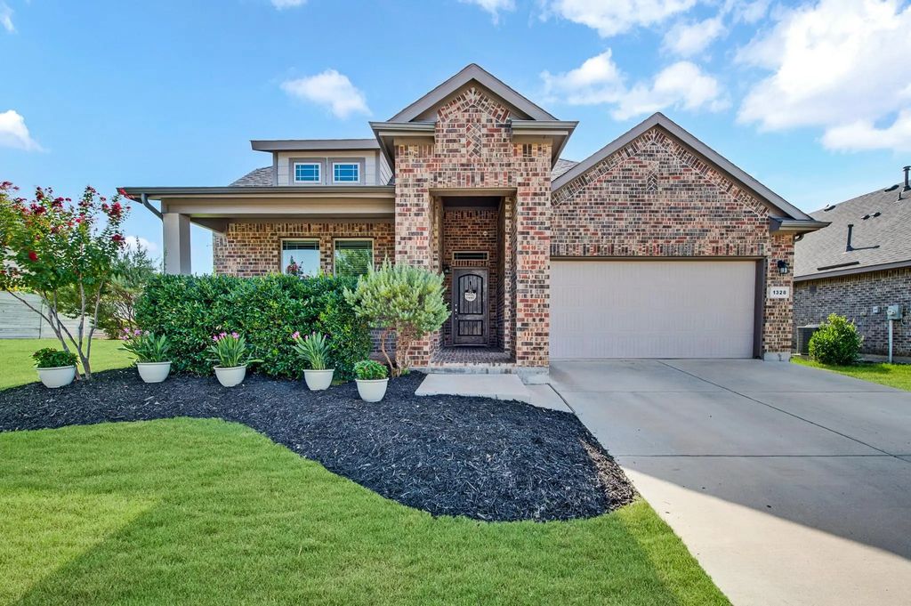 1328 Canary Lane, Argyle