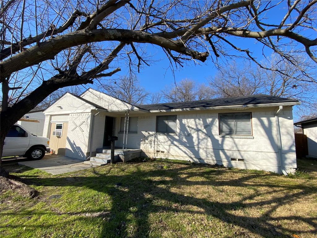 3429 Moon Drive, Mesquite