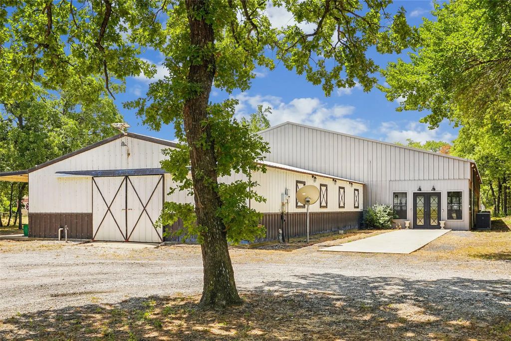 6586 Lone Star Lane, Aubrey