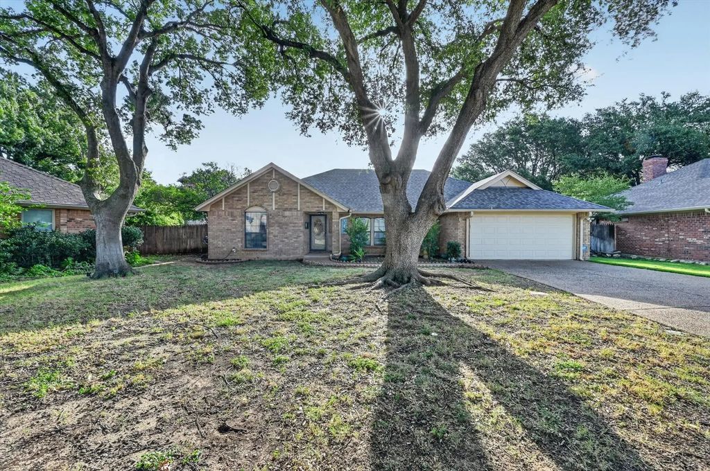 7005 Volley Court, Fort Worth