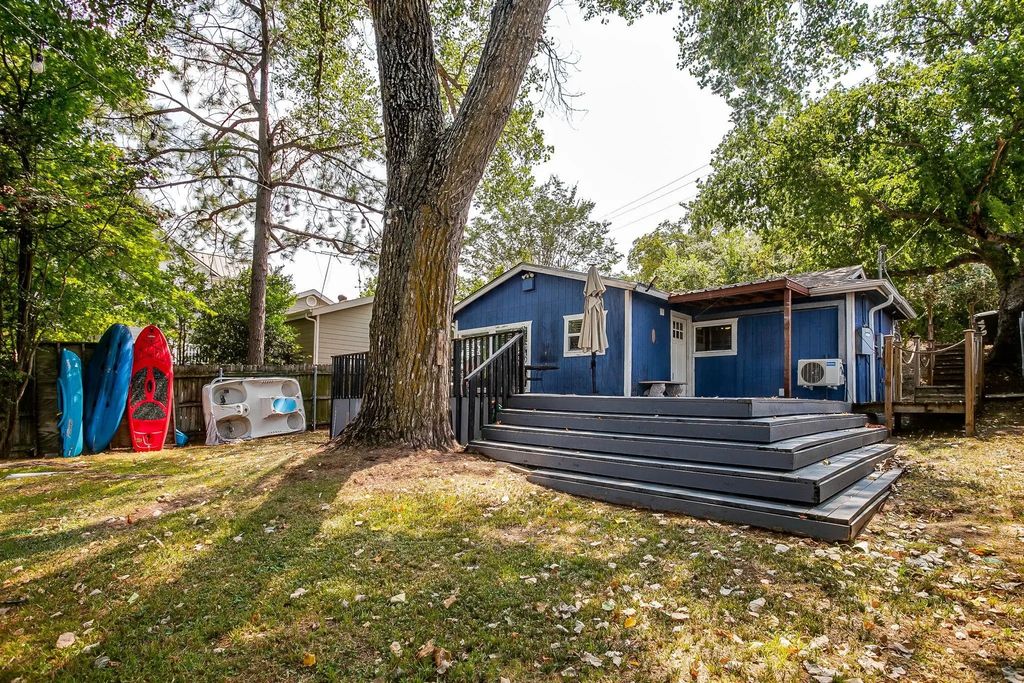1130 W Lake Drive, Weatherford