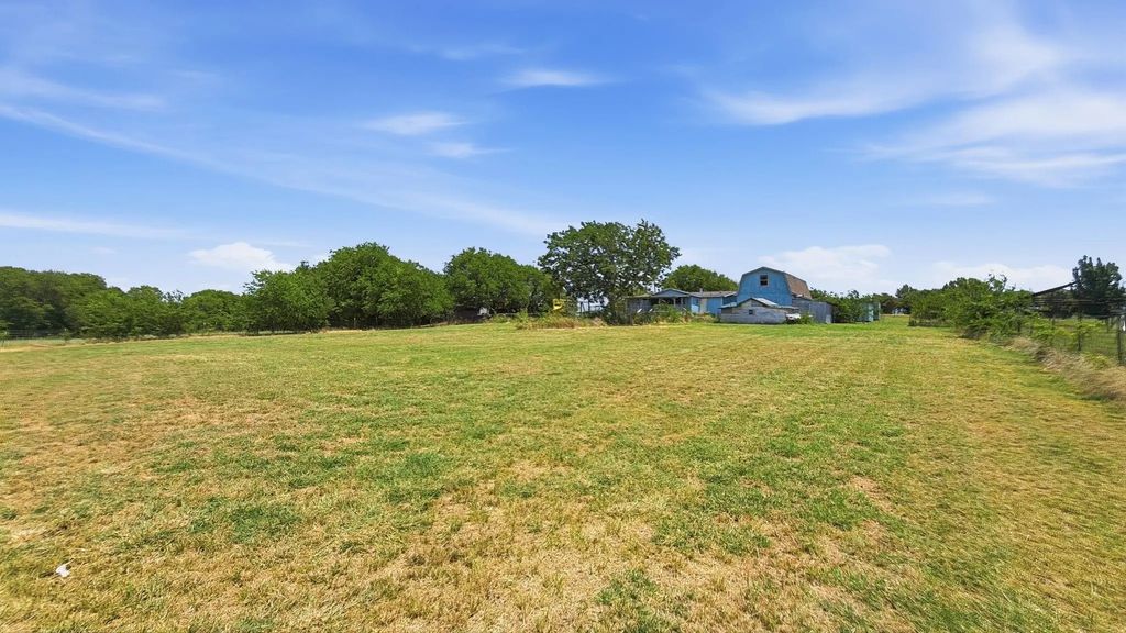 136 Wilson Court, New Fairview