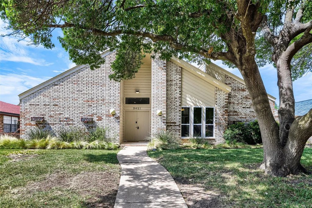 3421 Cross Bend Road, Plano