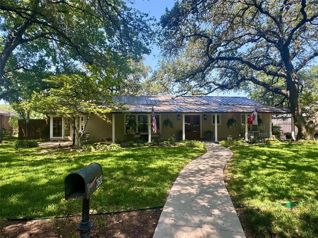 2600 Old Oaks Drive, Waco