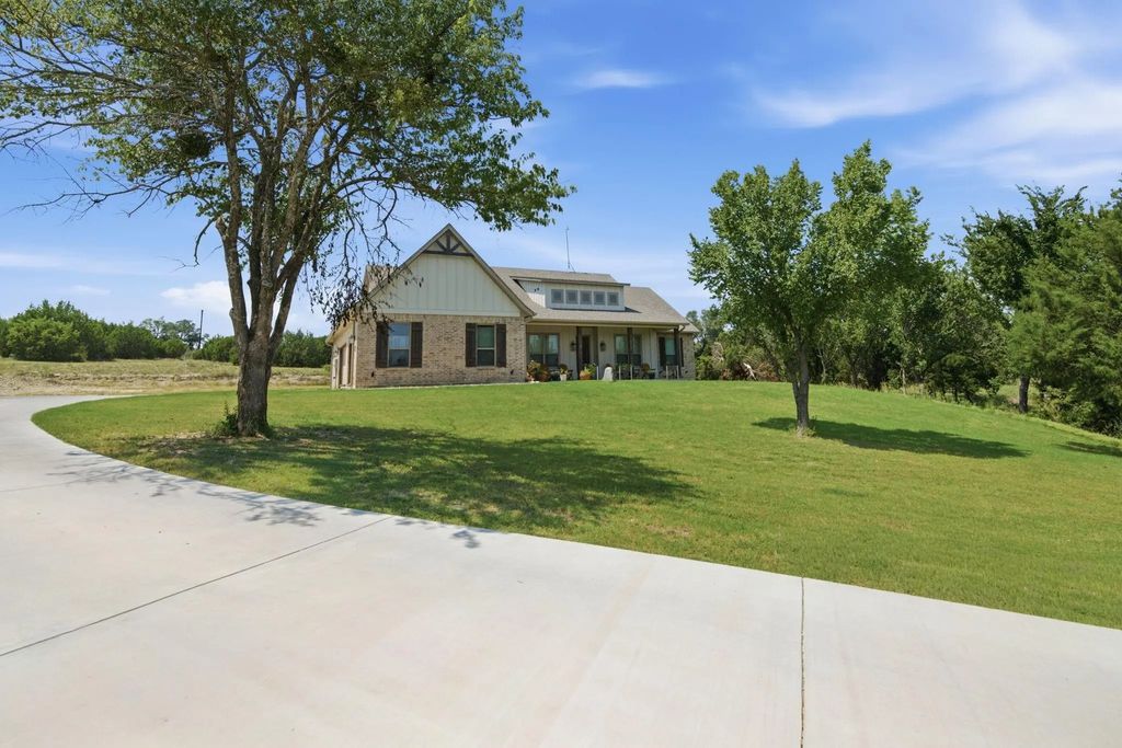 104 Grant Alan, Weatherford