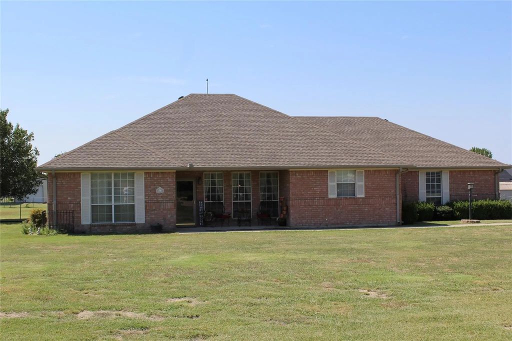 166 Meadowview Circle, Van Alstyne