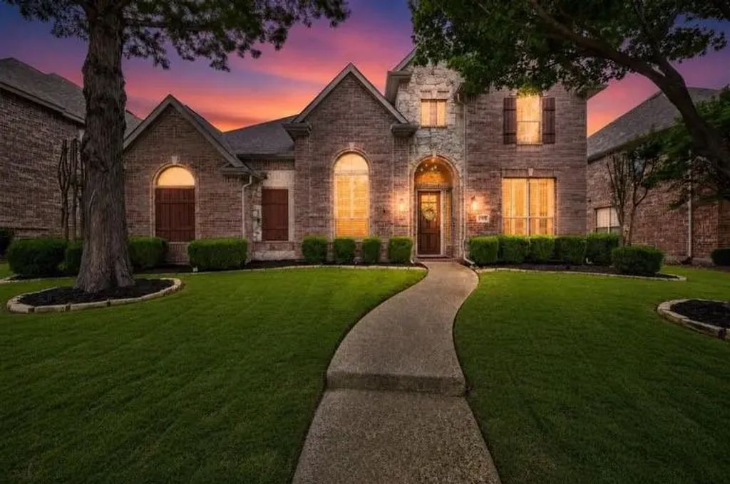 915 Saratoga Drive, Allen