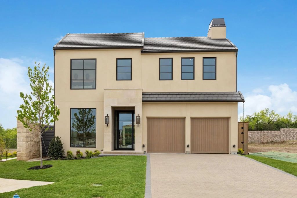 314 Regal Lane, Irving