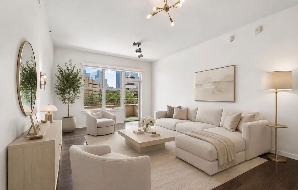 2323 N Houston Street 310, Dallas