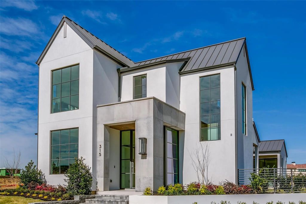 315 Regal Lane, Irving