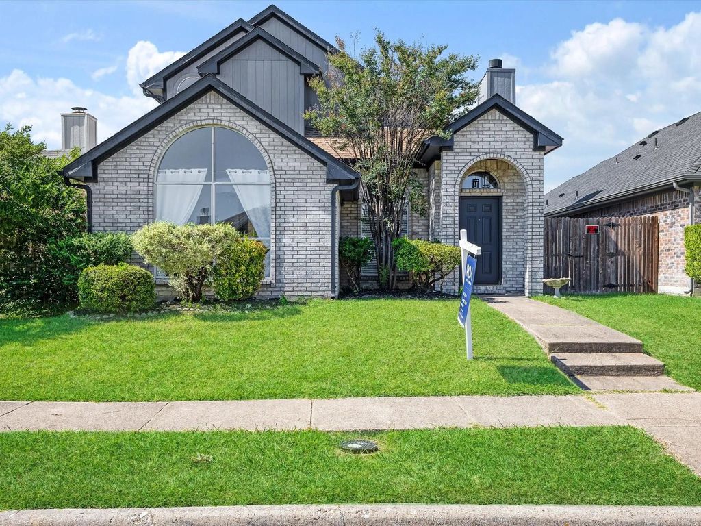 2409 Baretta Drive, Mesquite
