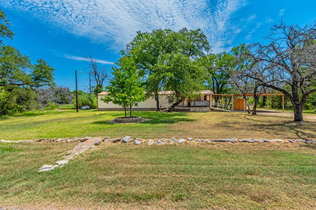 4217 Cottonwood Drive, Granbury