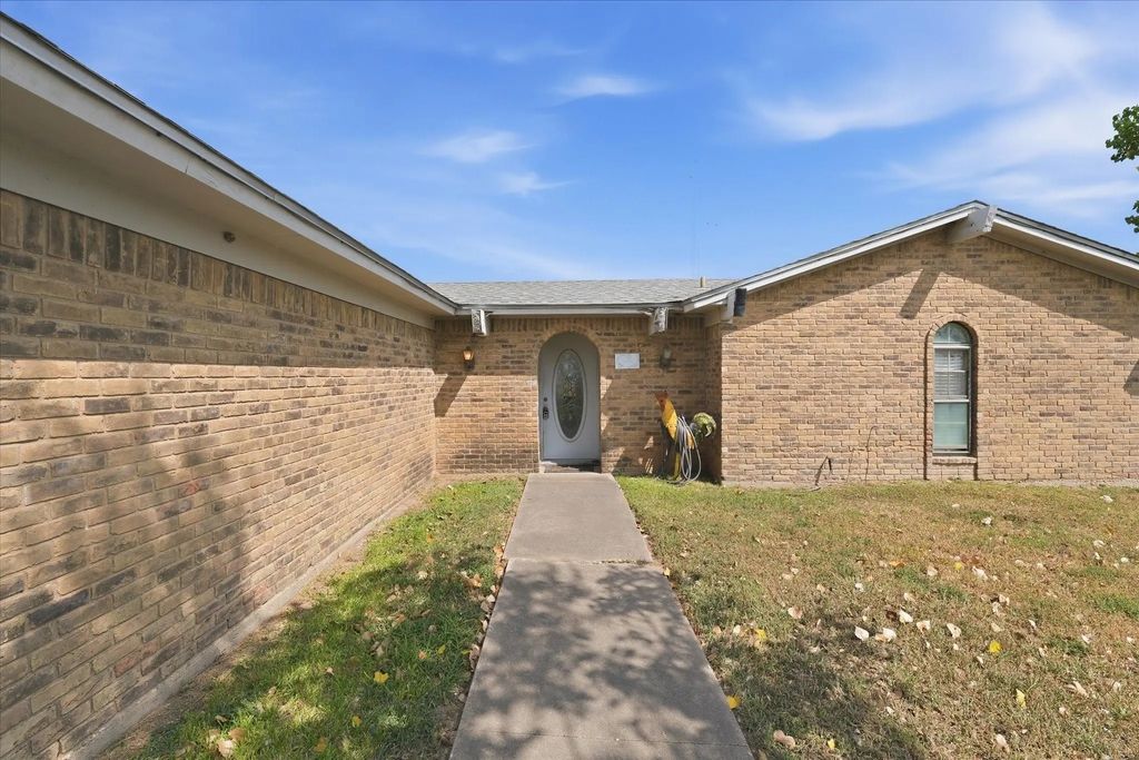 459 County Road 427, Lorena