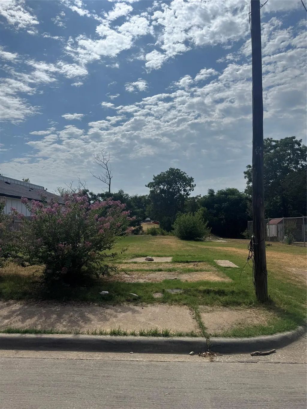 3351 Parvia Avenue, Dallas