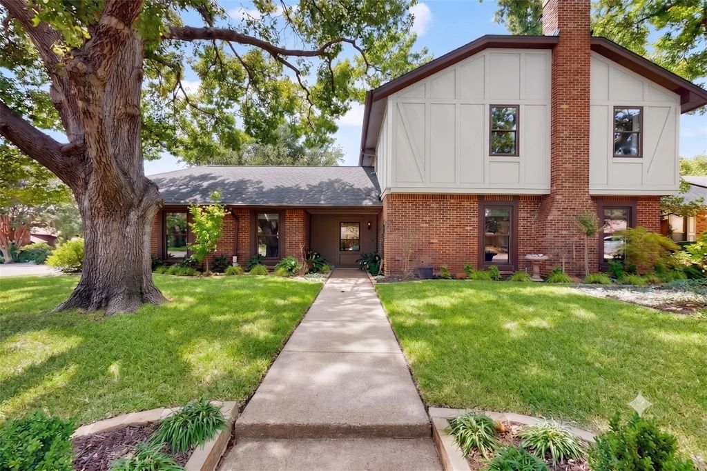 3601 Teal Lane, Bedford