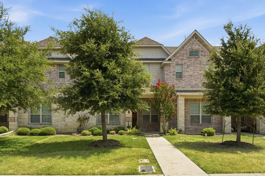 4818 Empire Way, Irving
