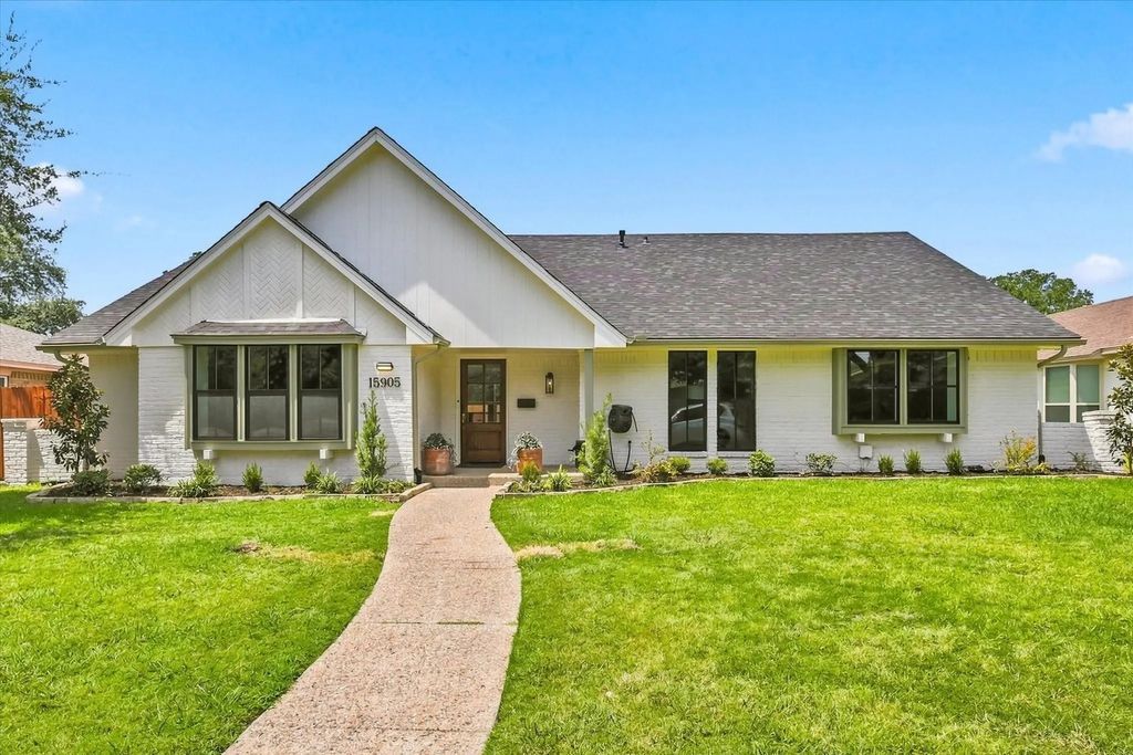 15905 Longvista Drive, Dallas