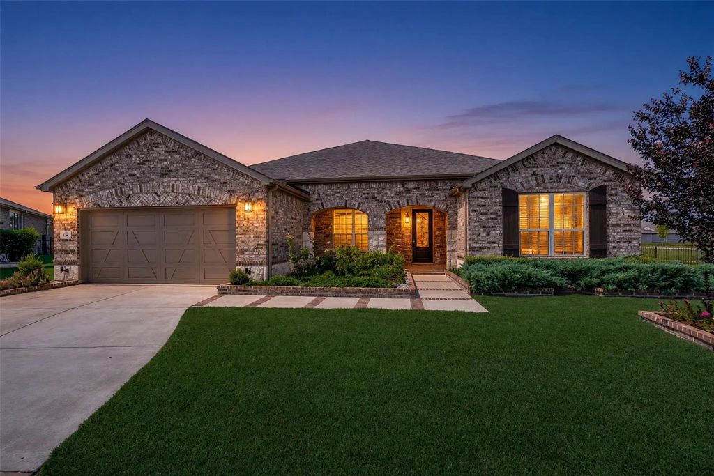 700 Freedom Lane, Little Elm