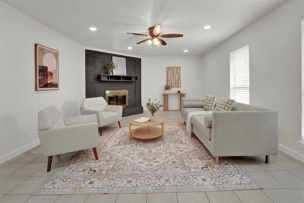 5517 Wyrick Lane, Garland